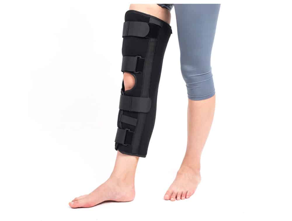 Attelle d’immobilisation de genou junior S (30 cm)